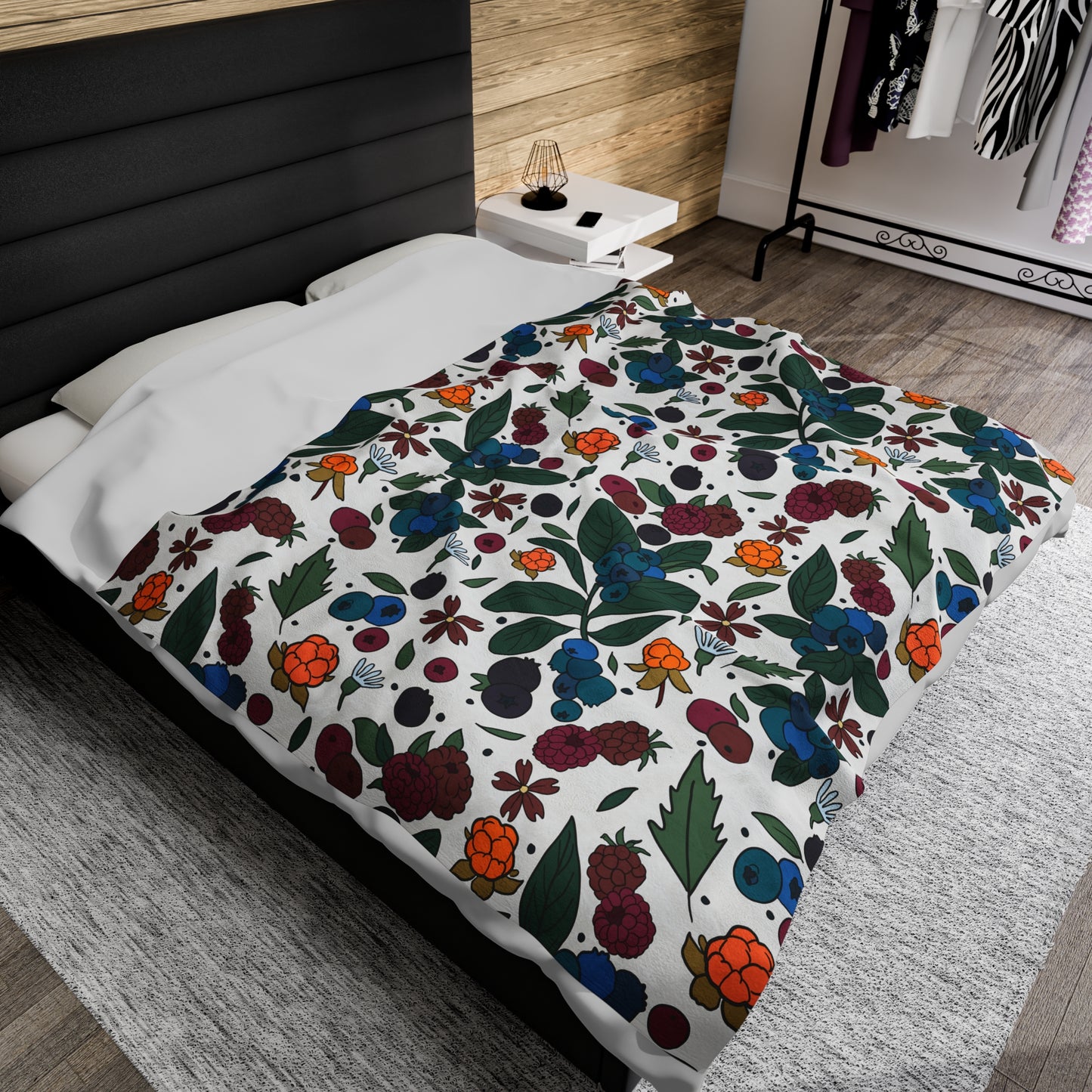 Berry picking - Velveteen Plush Blanket